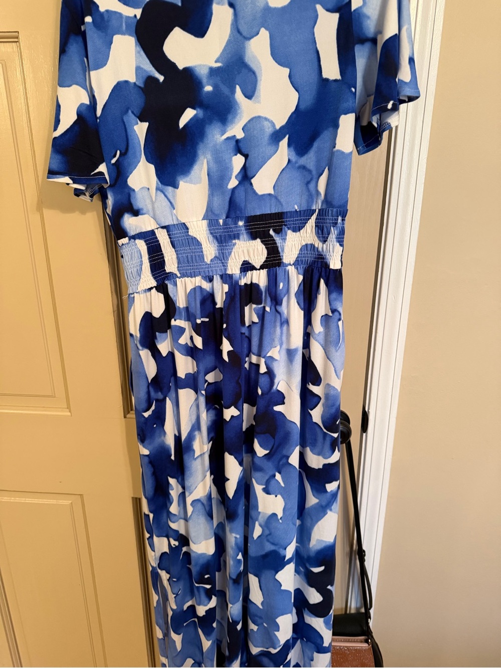 Blue & White Abstract Print Wrap-Style Maxi Dress - Picture 9 of 10